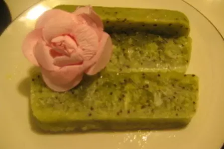 Мороженное-лед или щербет из киви