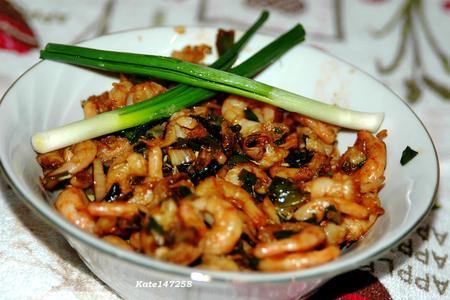 Фото к рецепту: Креветки жареные по-корейски.