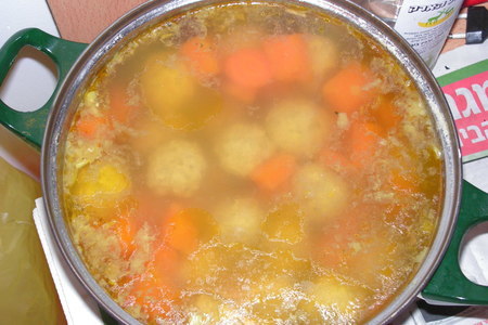 Суп оранжевый с тыквой и фрикадельками