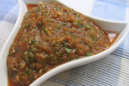 Фото к рецепту: Армянское томатно-баклажановое пюре - armenische tomaten-auberginen-salsa
