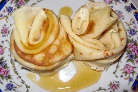 Блинчики с мёдом