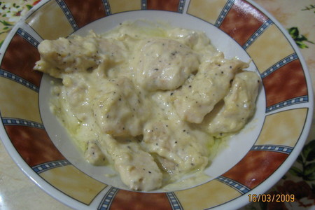 Фото к рецепту: Куриное филе в пикантном соусе