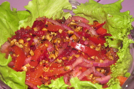 Фото к рецепту: Салат в багряных тонах
