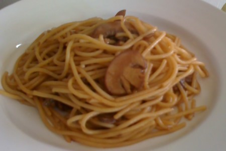 Фото к рецепту: Спагетти по-китайски