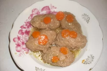 Куринные котлетки(тушенные)