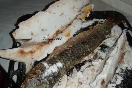 Рыба запеченая в соли