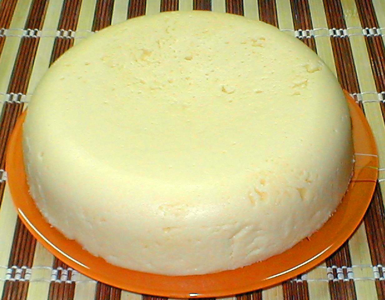 Видео к рецепту «Домашний сыр с укропом»