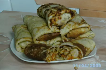 Фаршированные блины из кабачков с мясной начинкой