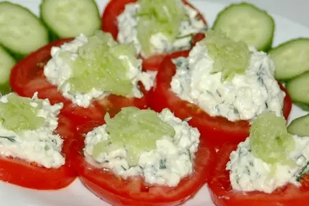 Быстро-вкусный дип...ко многому:)