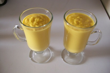 Фото к рецепту: Овощной крем-суп из латинской америки