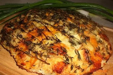 Картофельная краюшка с тимьяном и сыром