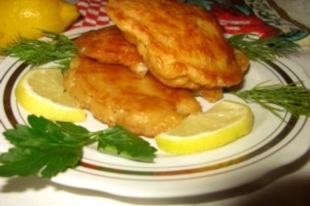 Фото к рецепту: Морской язык в кляре с соевым соусом и сыром