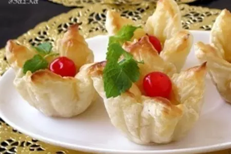 Слоеные пирожные с цитрусовым кремом