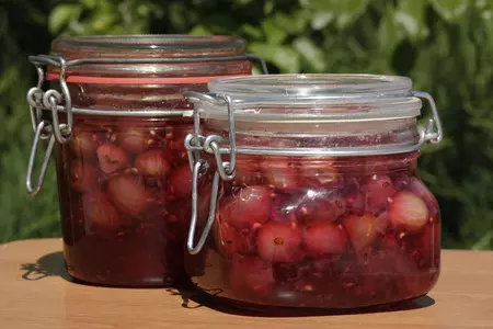 Варенье из крыжовника и малины