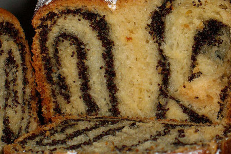 Пирог из дрожжевого теста "маковый жгут"