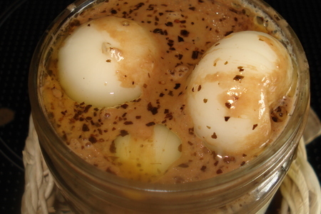 Фото к рецепту: Чеснок как закуска - в маринаде с мёдом