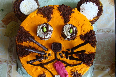 Фото к рецепту: Тигренок для тигранчика (торт)