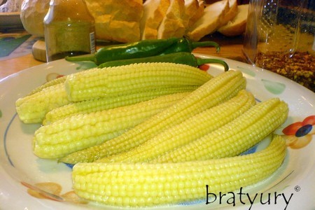 Фото к рецепту: Кукуруза моложе молодой. простейший рецепт и  вкусное блюдо из серии "за уши не оттянешь"
