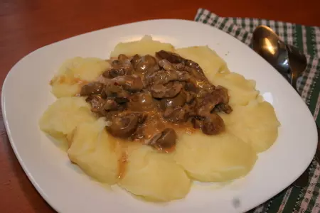 Бефстроганов