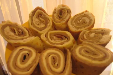 Блинные рулетики