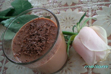 Фото к рецепту: Шоколадный мусс на манной крупе