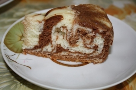 Фото к рецепту: Пирог "мраморный"
