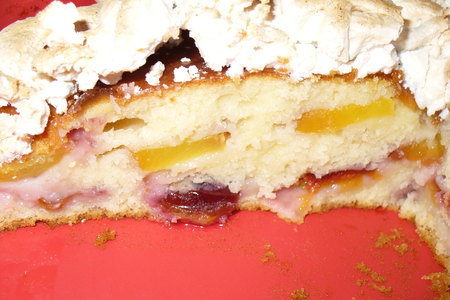 Пирог с  персиками и сливами (мой вариант)