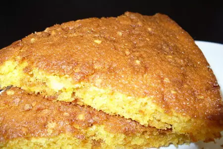 Тонкий морковный кекс с орешками