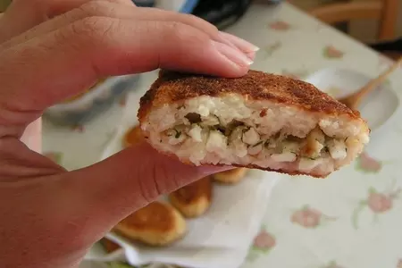 Манные зразы с яйцом