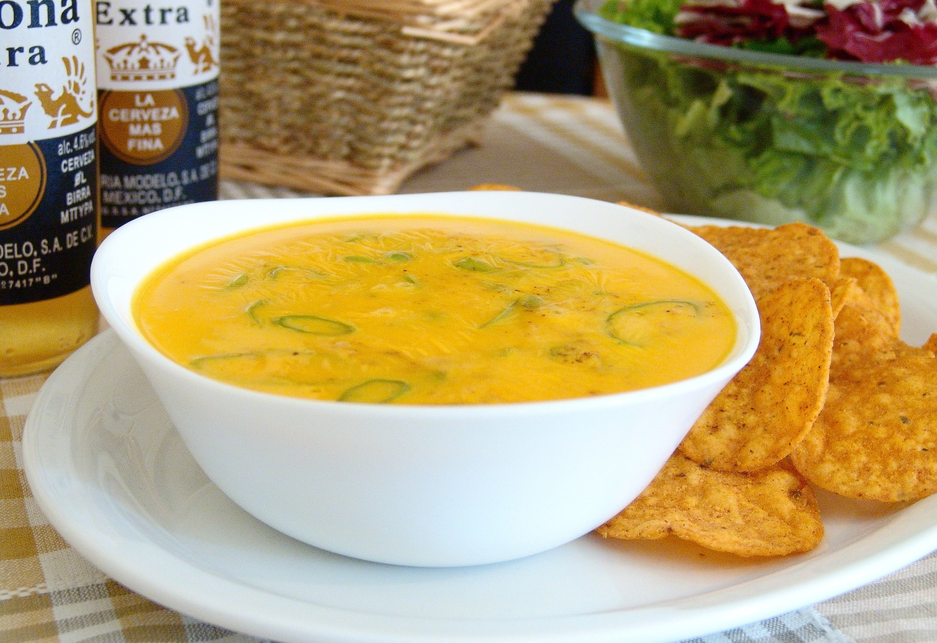 Сырный соус (чили кон кесо)