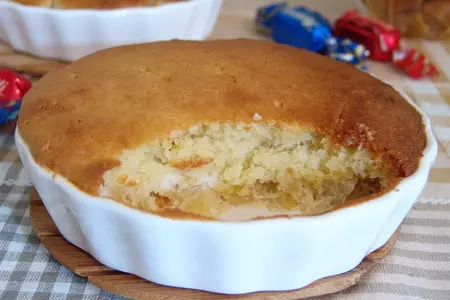 Десерт "фрукты под корочкой"