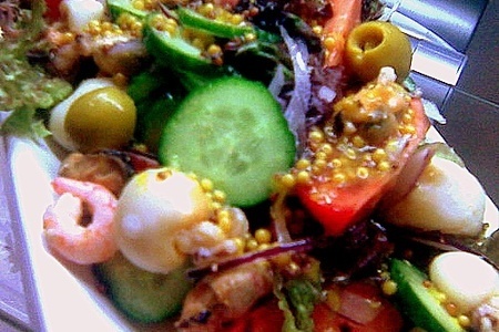 Салат из овощей и морепродуктов «хорватия в миниатюре»