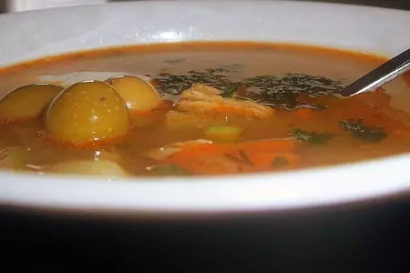 Солянка с тунцом