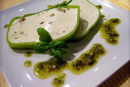 Террин из твороженного сыра с горгонзолой и оливками