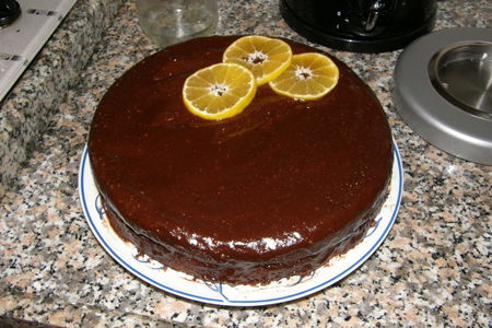 Шоколадный торт со вкусом апельсина