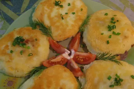 Картофельные зразы с копченой рыбой.