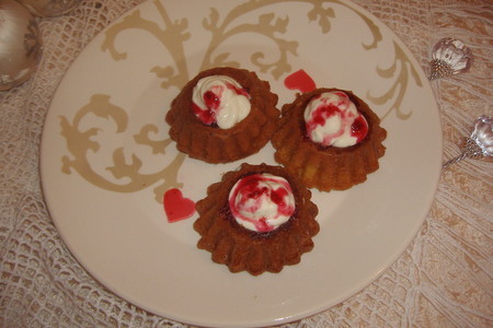 Фото к рецепту: Вишнёвые кексы-пирожные!!!