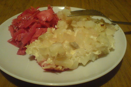 Фото к рецепту: Картофельная запеканка  с брынзой