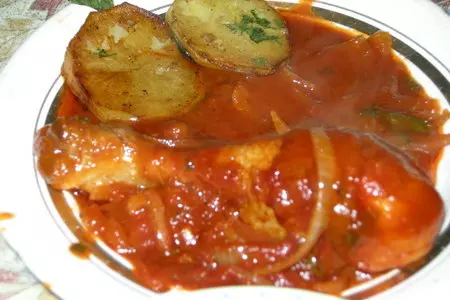 Чахохбили из курицы с добавлением вина по-армянски.