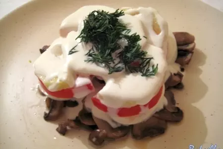 Салат с шампиньонами "нежный"
