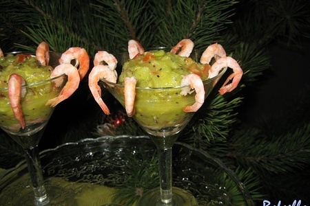 Креветочный коктейль с гуакамоле "киви дайкири"