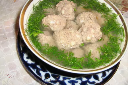 Необычные фрикадельки с бульоном.