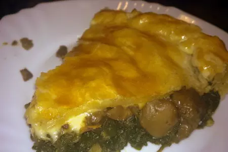 Пирог"греческий"(со шпинатом,грибами,сыром)