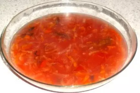 Постный борщ с черносливом