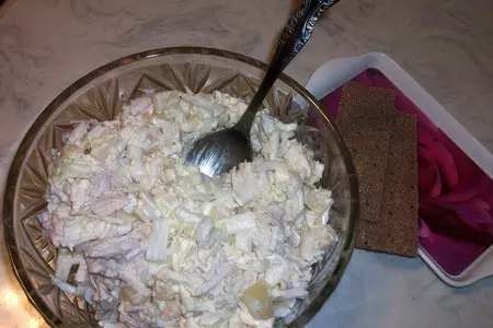 Курица в ананасах