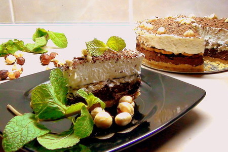 Фото к рецепту: Торт без выпечки «белое и чёрное» и «ромовая бомба» – десерт для взрослых