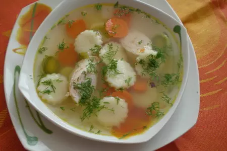 Суп с манными клецками
