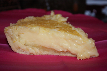 Фото к рецепту: Нежный лимонный пирог(в честь короля витамина с)