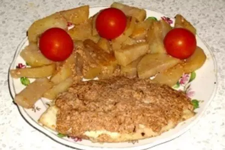 Телапия  в ореховой шубе