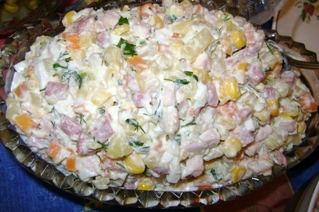 Фото к рецепту: Салат украина